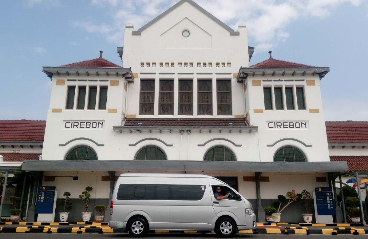 Rental Hiace Purworejo